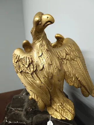 Antiche sculture con aquile dorate su base laccata, '600, ottimo stato - Foto 6