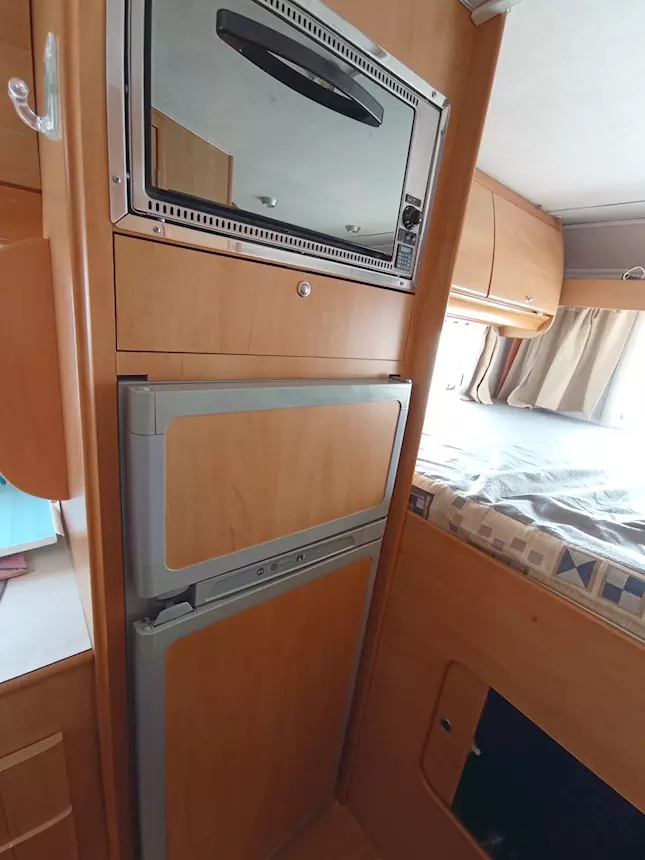 Camper elnagh garage Anno 2004 Km 110000 Diesel, full optional - Foto 4
