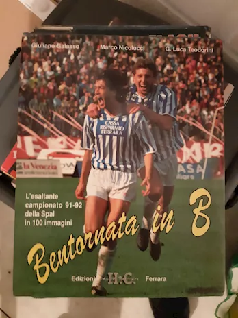 Vendo libri e album figurine - Anteprima 3