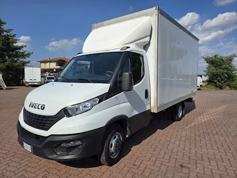 Iveco Daily 35C14 furgone 4,3 m 2022 1110.000 Km Euro 6D