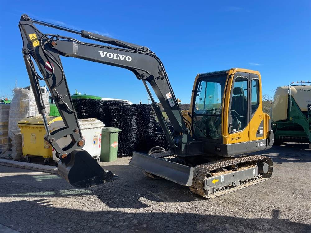 Escavatore usato Anno 2010, fari a led