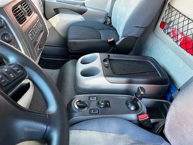 Foto 5 DAF LF 210 Centinato Anno 2022 Km 50000, cambio automatico