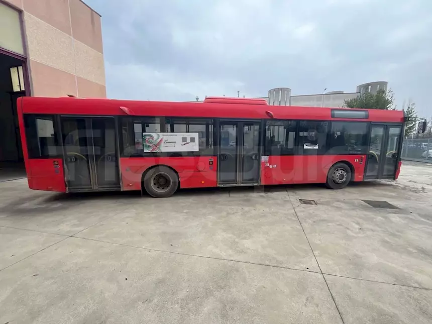 Foto 9Solaris Urbino, 2015, 76 posti, Euro 6 Km 536026, cambio: automatico