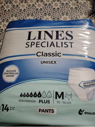 Pannoloni a mutandina Lines Specialist