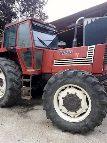 Trattore Fiat 1380 140 hp sollevatore anteriore del 83