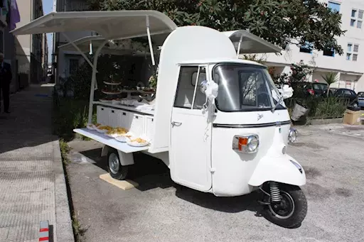 Noleggio Ape Aperitivo per eventi