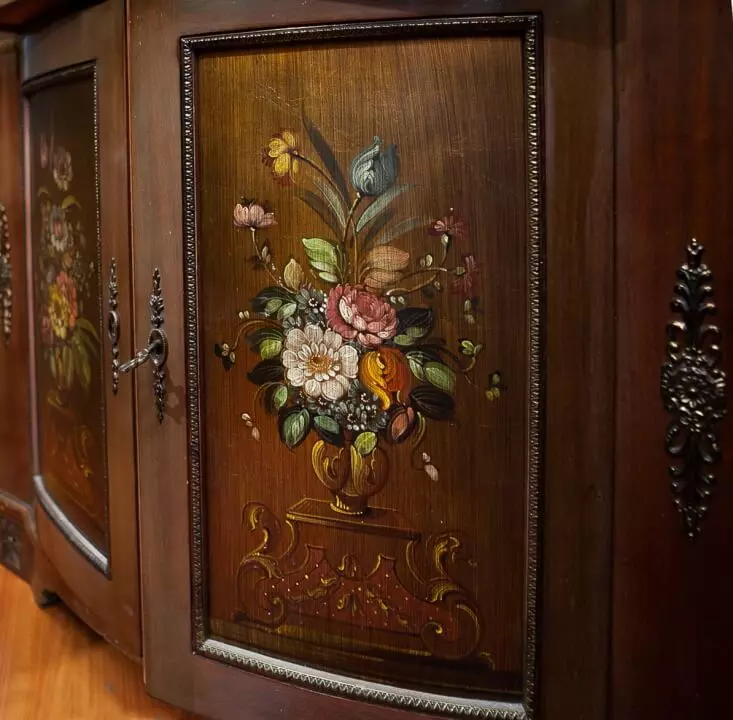 Piccola Credenza Stile Classico in Noce Scuro - Foto 5