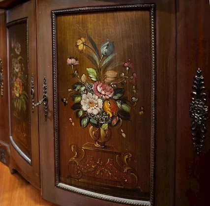 Piccola Credenza Stile Classico in Noce Scuro - Foto 5