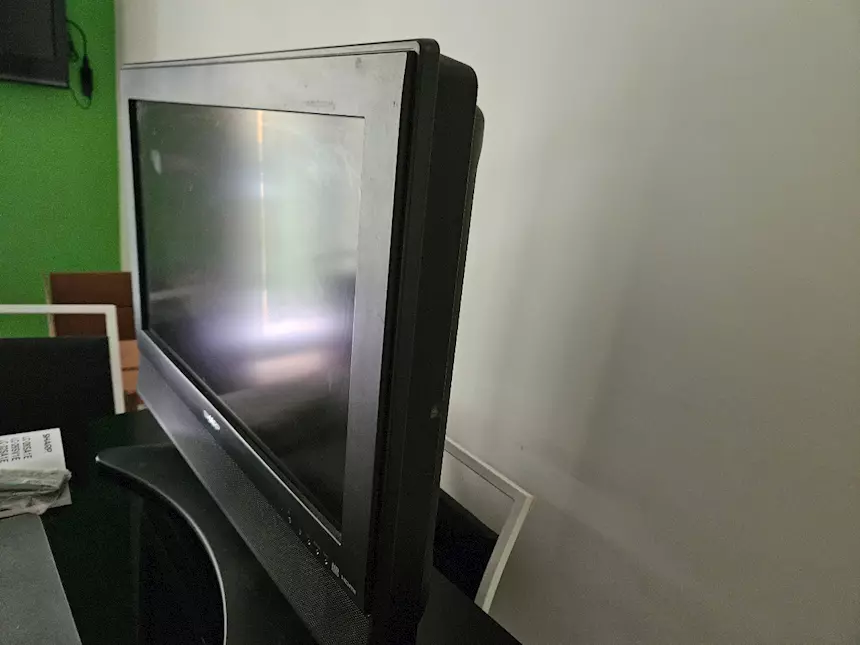 Foto 5TV SHARP LCD 26'', tipo identificante, colore nero