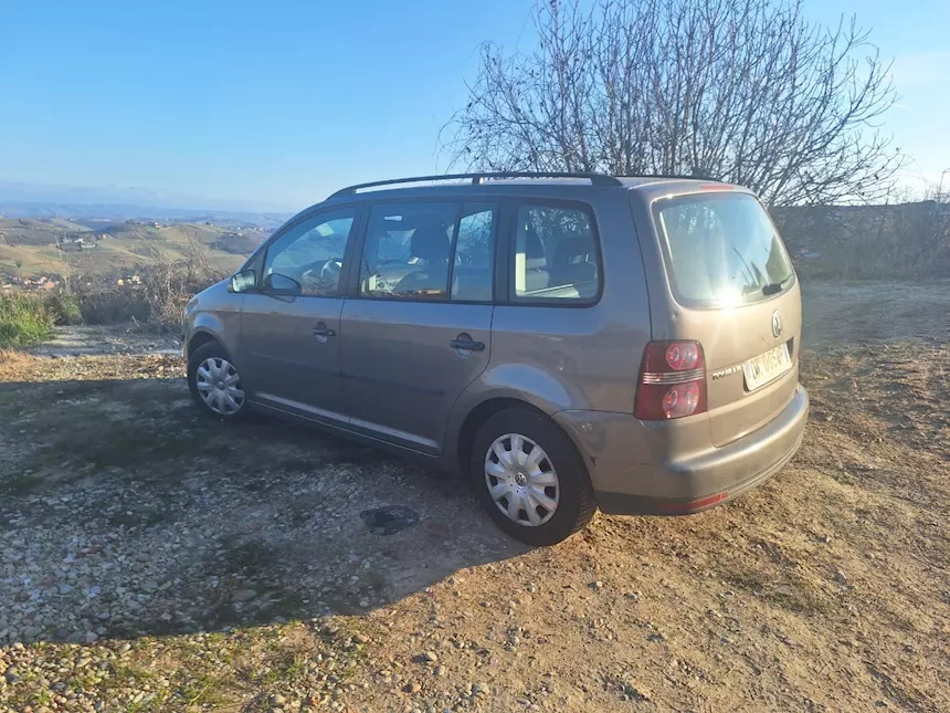 Volkswagen Modello Touran anno 2007 GPL Km 158000 Monovolume Manuale - Foto 4