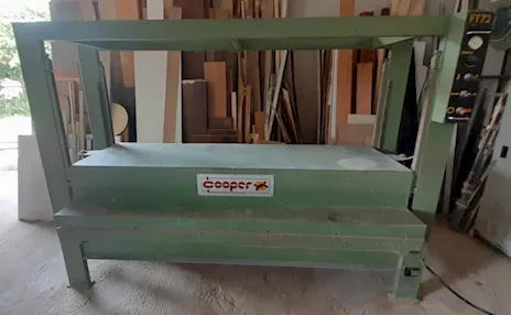 Pressa ad aria compressa modello FT72 misure piano pressatura