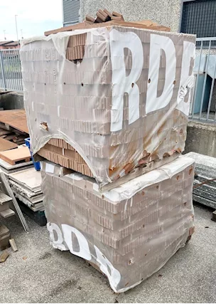 Mattoncini in cotto sabbiato da rivestimento