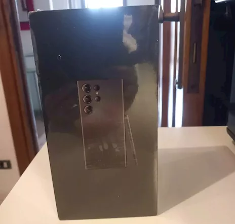 Smartphone con 8 GB + 256 GB