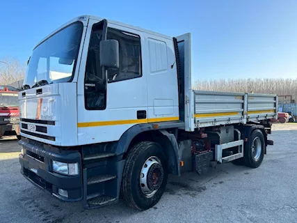 Iveco 75E15 Ribaltabile Varie Disponboltaì Anno 2008 Km 490000 - Foto 2