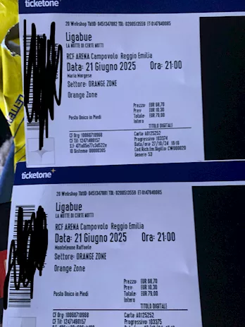Due biglietti Ligabue orange