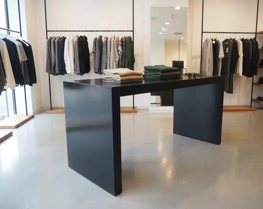 Tavolo promo centrale nero 4908, in legno