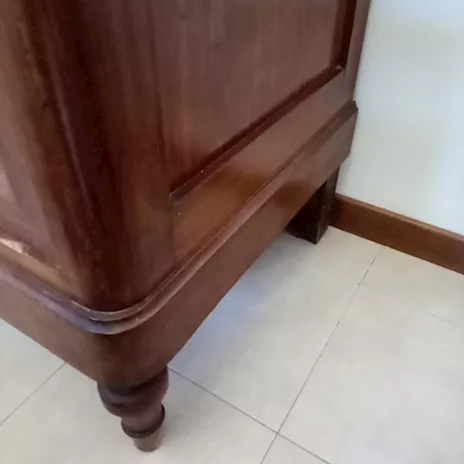 Cassettone antico legno massello con piano in marmo, in buone condizioni - Foto 3