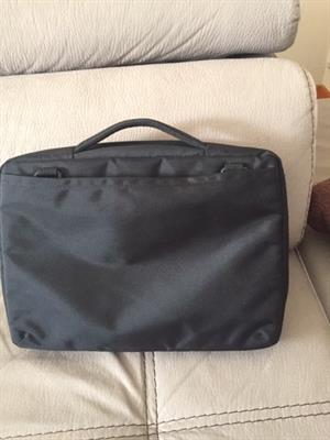 Valigetta Borsa Porta tablet, e pc portatile piccolo, come nuova - Foto 3