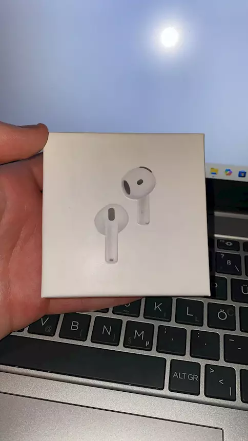 Foto 5AirPods 4