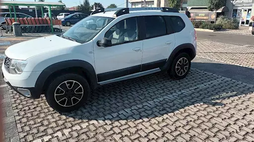 Dacia Duster 4WD 1500 TDI dicembre 2016 Km 81000 Fuoristrada/SUV - Anteprima 1