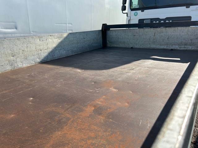Foto 5Iveco Daily 35C10 Ribaltabile Trilaterale Anno 2006 Km 375000