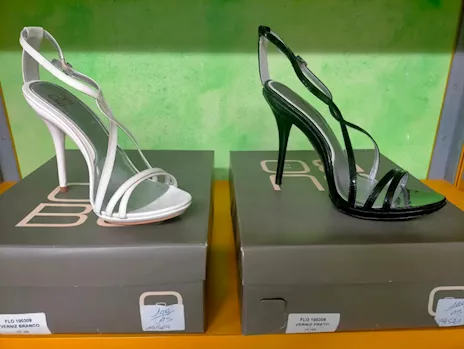 Stock calzature donna