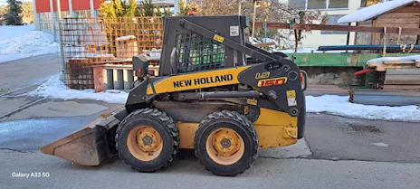 Minipala New Holland LS 150 Anno 2006 Ore 3100, ottimo stato - Anteprima 4
