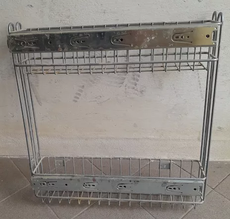 Portabottiglie estraibile con due cestelli, ideale cucina