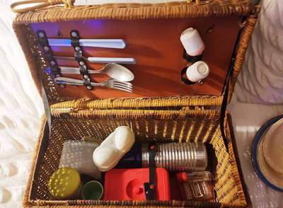 Cestino picnic vintage anni 60 vimini autentico