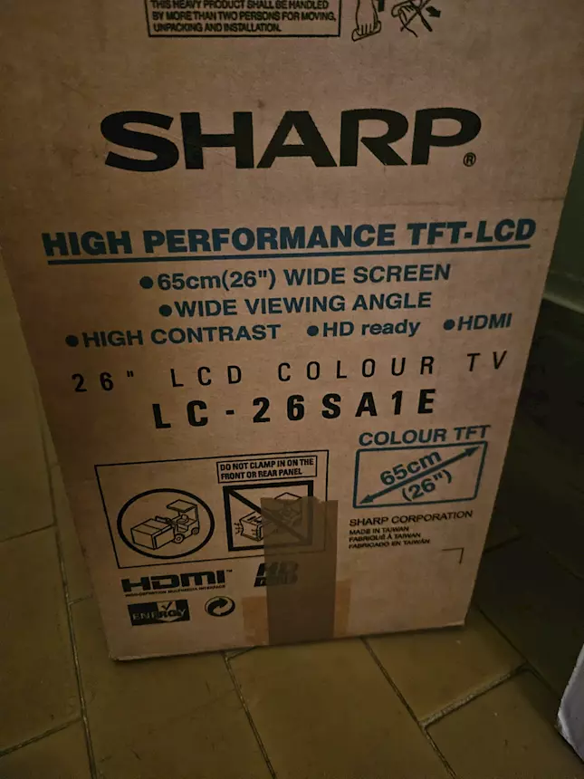 Foto 9TV SHARP LCD 26'', tipo identificante, colore nero