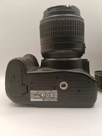 Nikon D3200 con obiettivo VR. Come nuova - Foto 5