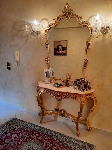 Consolle foglia oro