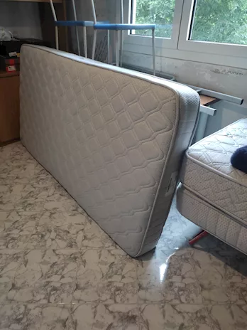 Materassi singoli usato, ottime condizioni - Anteprima 1
