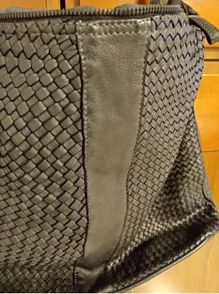 Borsa in vera pelle, mai usata - Anteprima 2