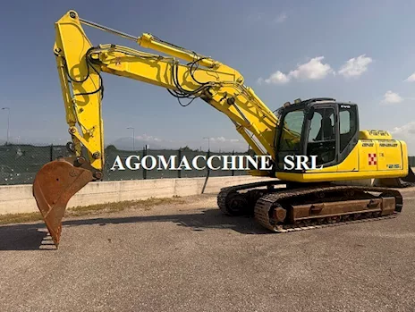 NEW HOLLAND E215C