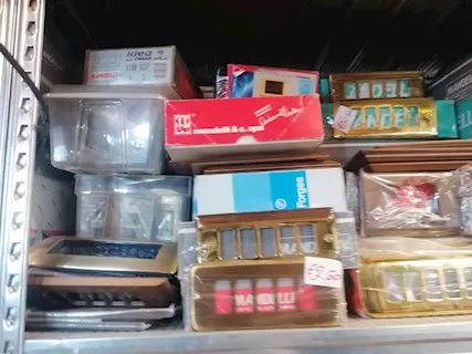 Placche per Prese Elettriche e Interruttori - 24194, tipologia Placche singole - Foto 6