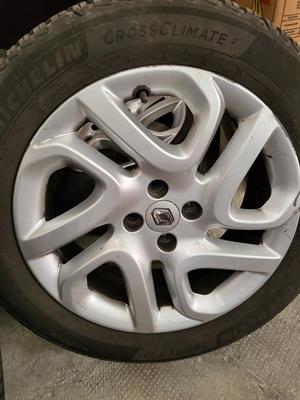 Pneumatici 205/55 R17 95V XL Cerchione Renault - Foto 2