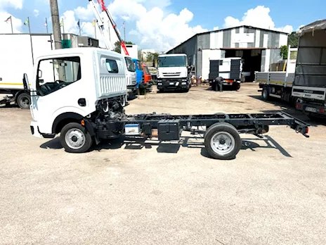 Camion Renault 35.13 telaio