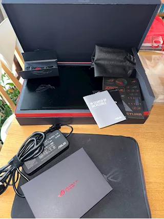 ASUS ROG GX501 portatile gaming laptop - Anteprima 2