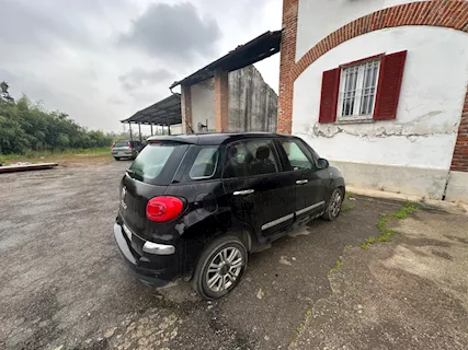 Autovettura FIAT Modello 500L Anno 2018 Km 175000 Diesel - Foto 4