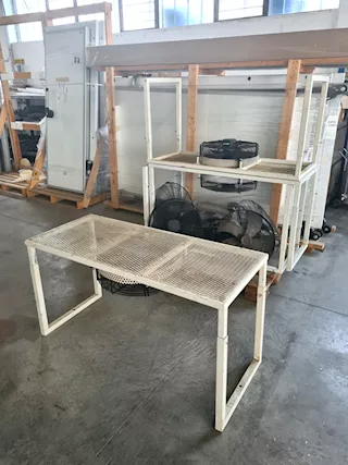 Trespoli di areazione ventilata usati