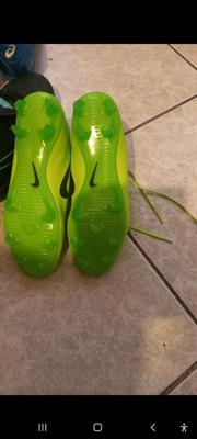 Scarpe fortunate calcio profesionista nr 38