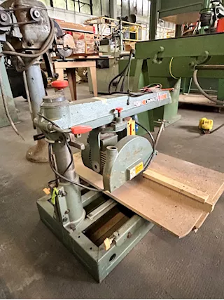 Cod. 22 - Sega Circolare DE Walt 92KW 1,25 HP