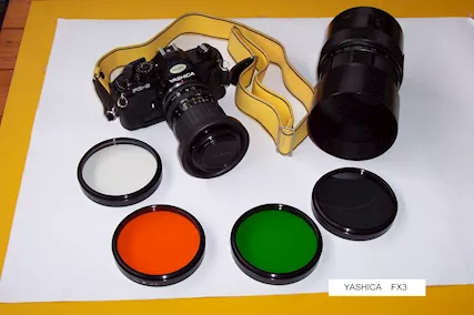Yashica FX-3