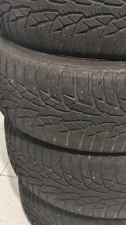 4 pneumatici invernali Nokian 205/55 R16 91H