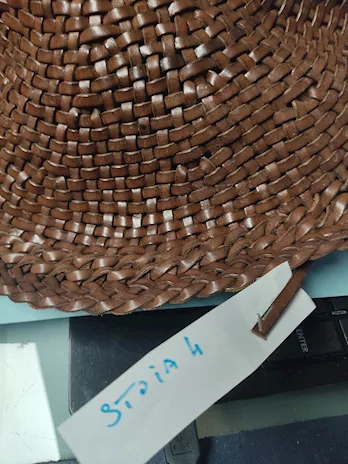 Cestini intrecciati in vera pelle