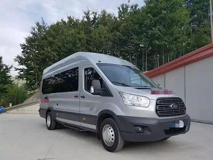 Ford Transit 18 posti