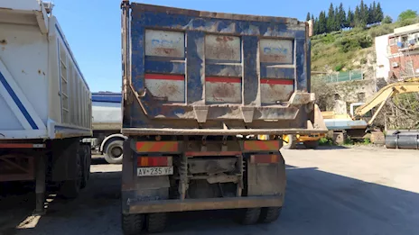 Volvo FL 420 ribatabile Cassone Ribaltabile Anno 1998 Km 5490000 - Anteprima 2