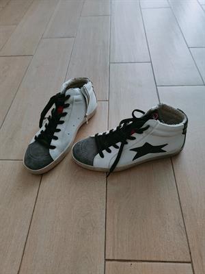 Scarpe Okinawa n.39 bianche e nere - nuove