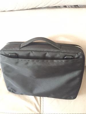 Valigetta Borsa Porta tablet, e pc portatile piccolo, come nuova - Anteprima 1